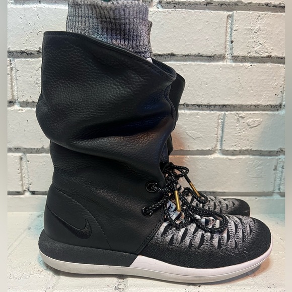 NIKE Roshe Two Hi Flyknit Trainers Sneakers Boots - Picture 8 of 9